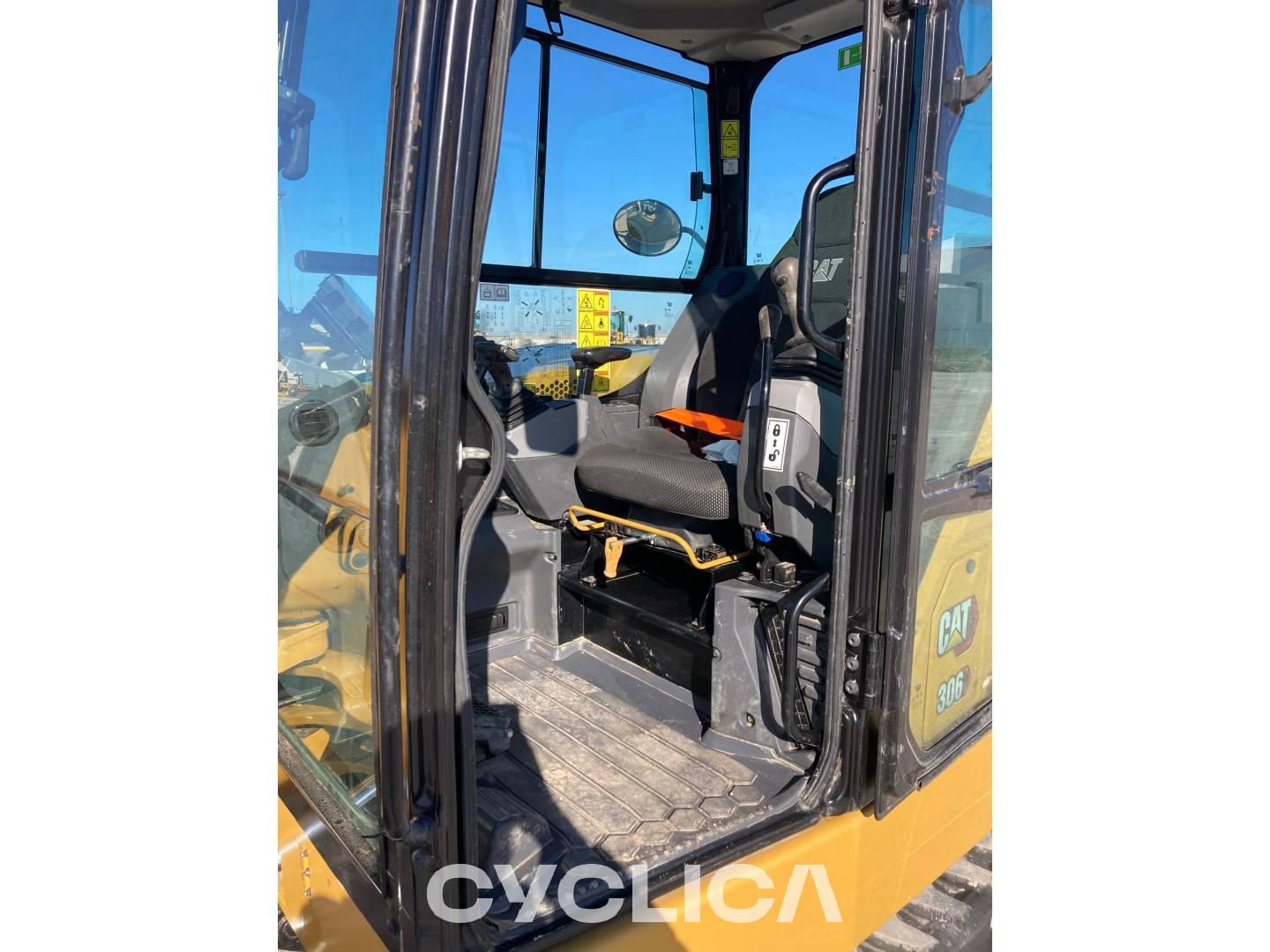 Eskavatorë me Zinxhirë  306-07CR 6G601531 - 9