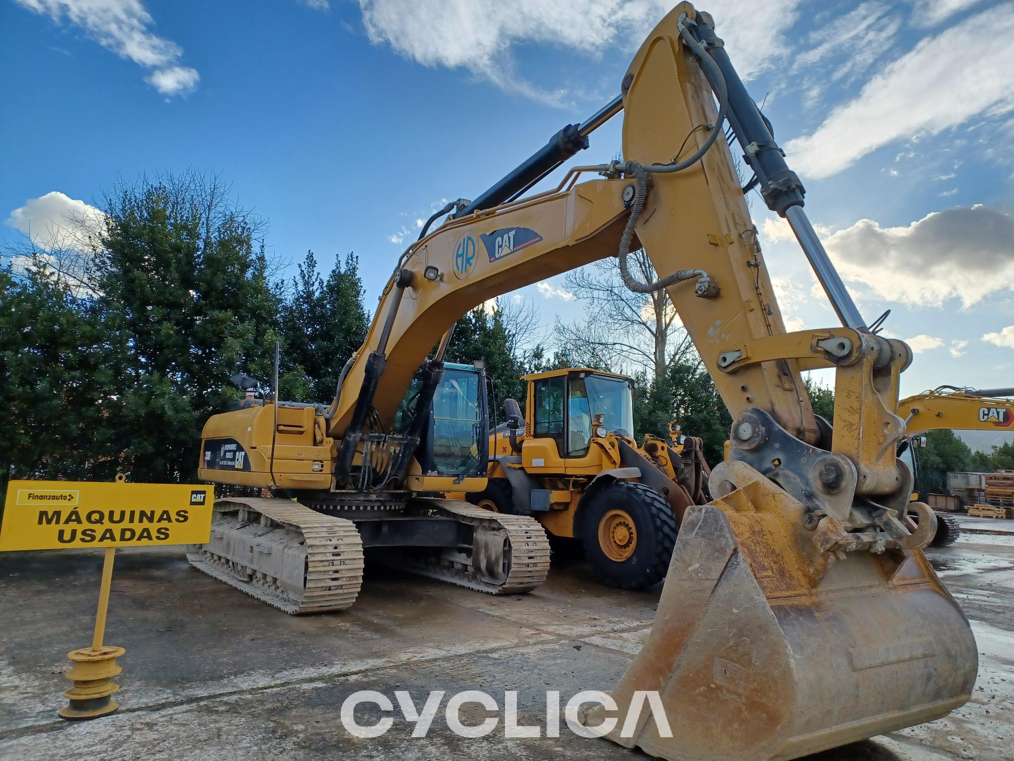 Eskavatorë me Zinxhirë  330DLME RAS00623 - 2
