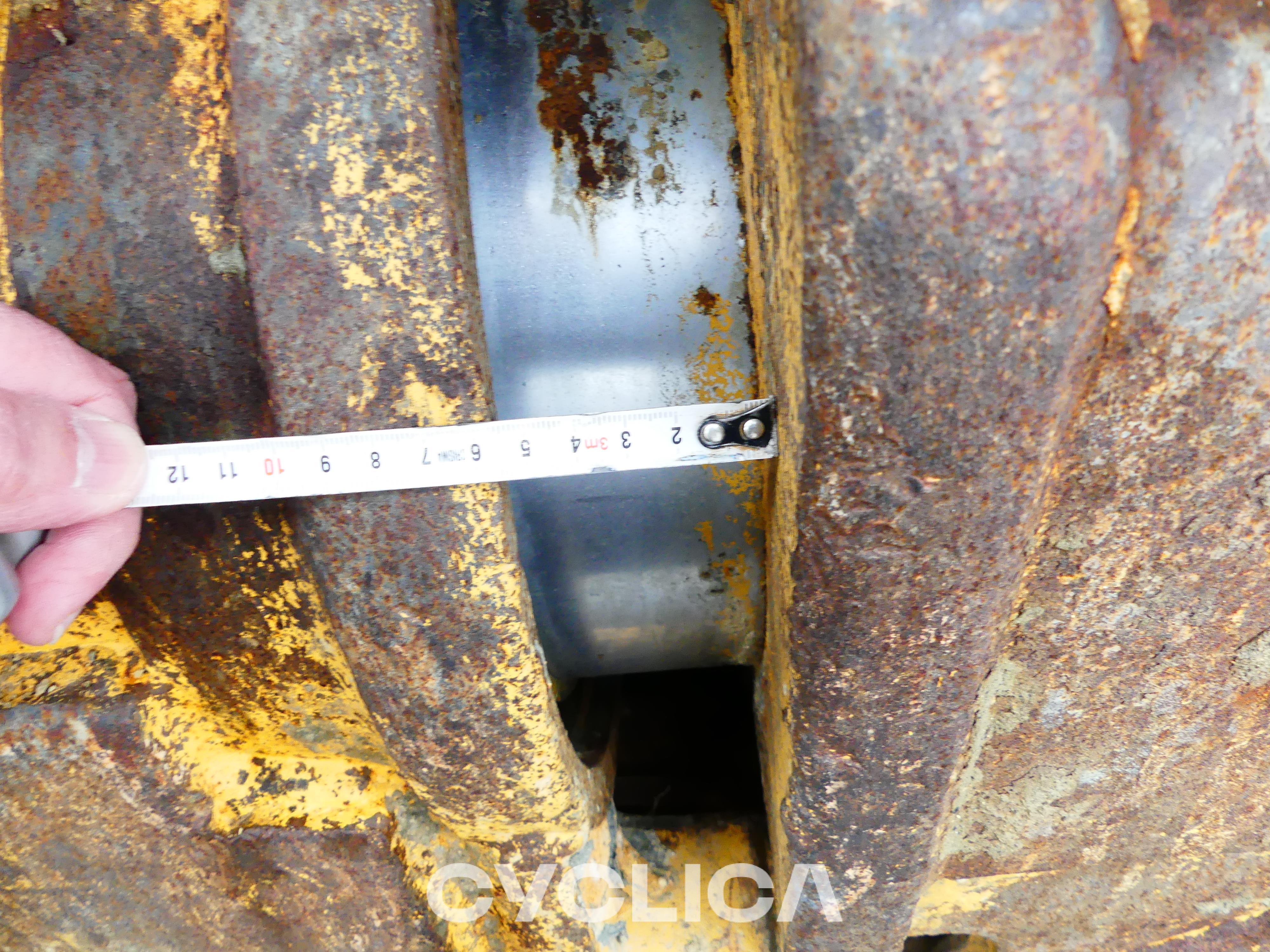 Bulldozers and crawler tractors  D6T XL 2B300179 - 17