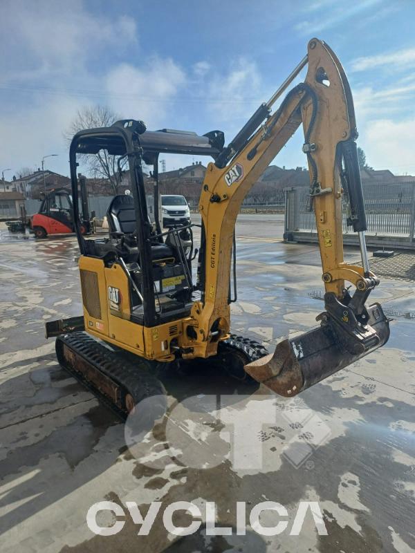 Bageri gusjeničari  302 CR RHM01051 - 2
