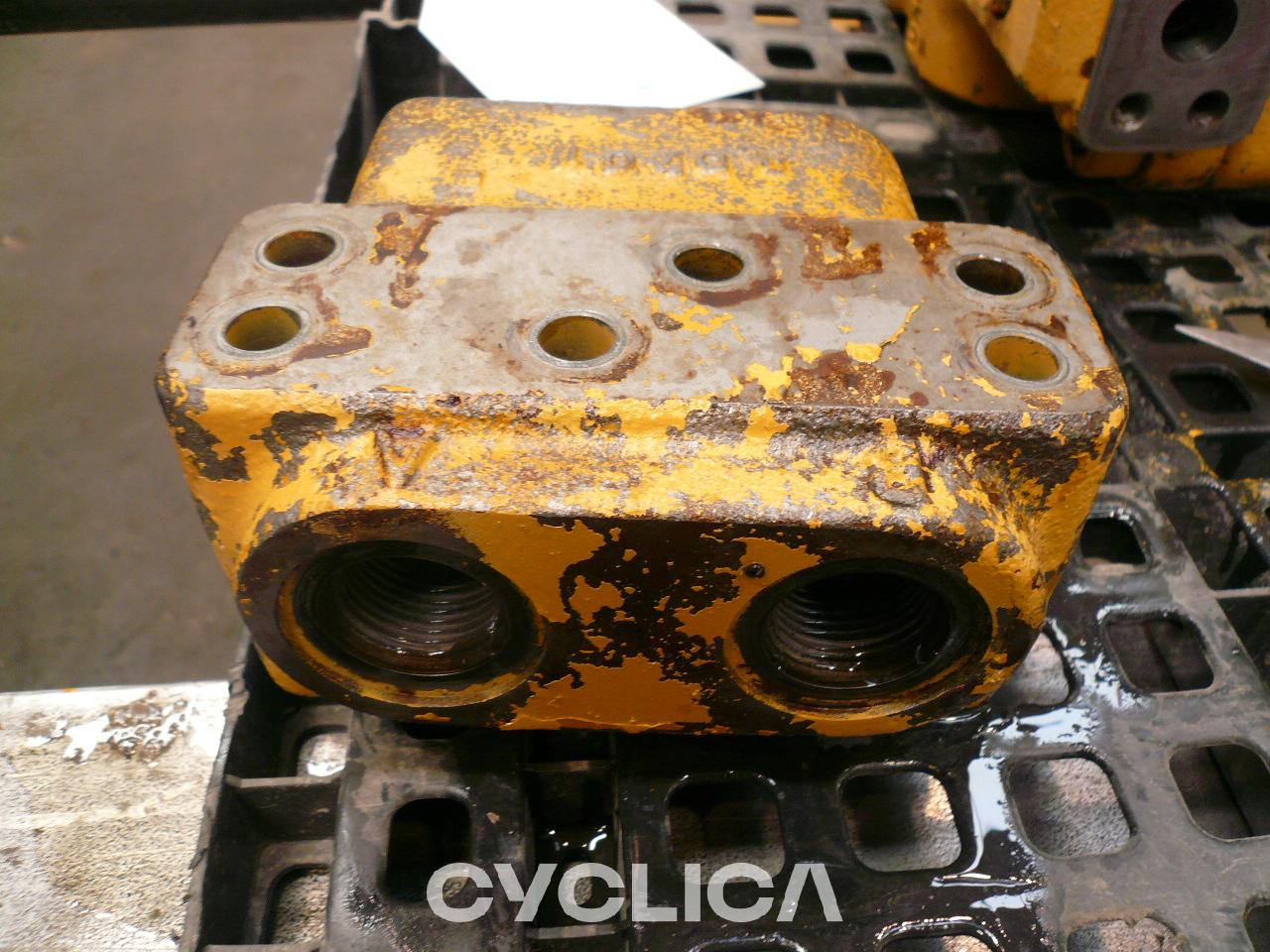 Others  345C 1262132U - 1