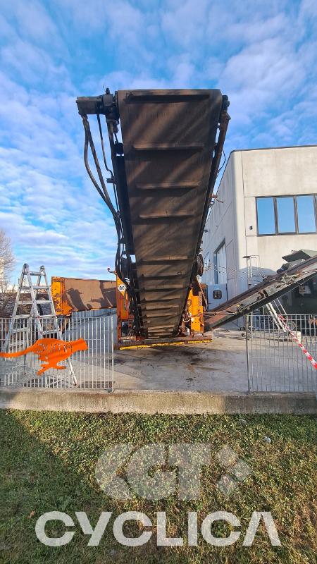 Crushers  SM518 1375 - 10