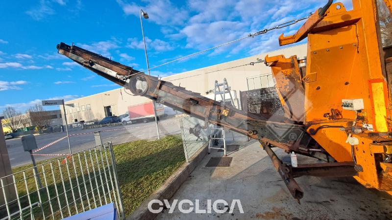 Crushers  SM518 1375 - 9