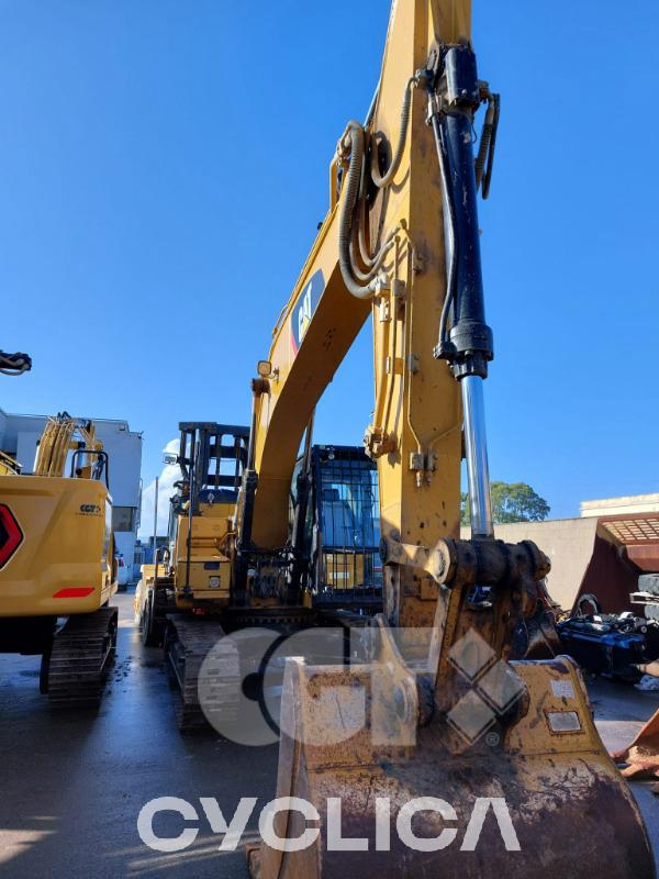 Eskavatorë me Zinxhirë  323F MFY20059 - 1