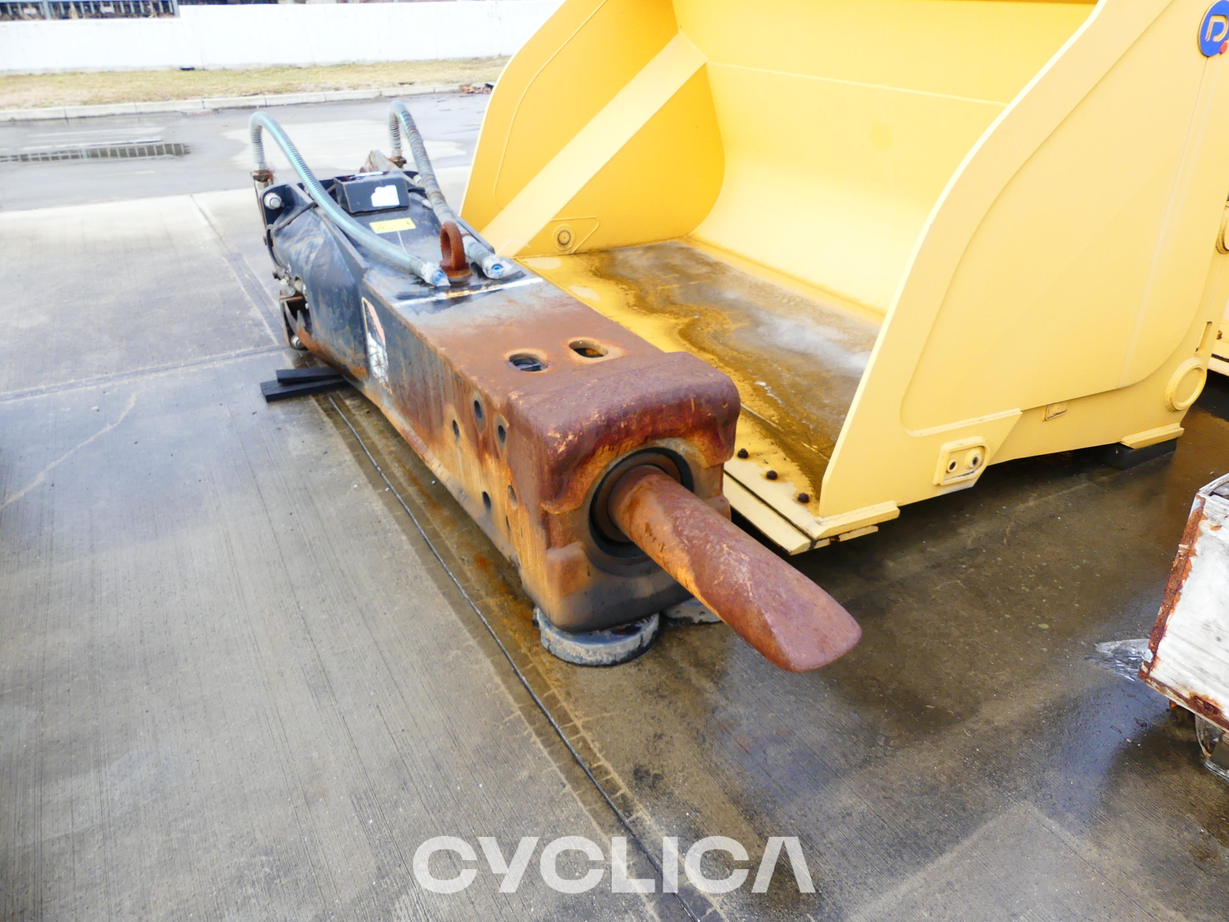 Other used construction equipment  H180 W9C00143 - 1