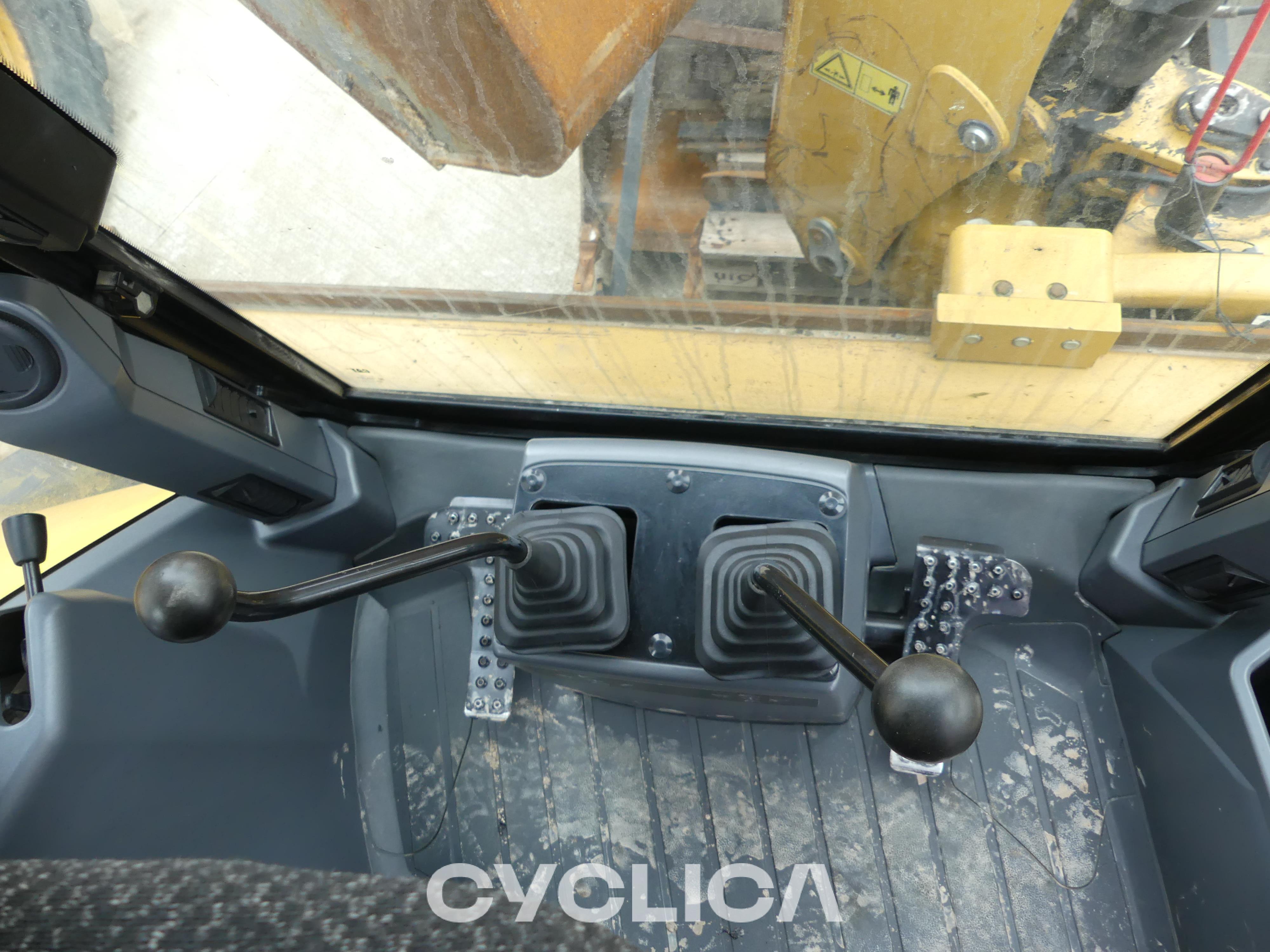 Backhoe loaders  434F2 HWR00321 - 8