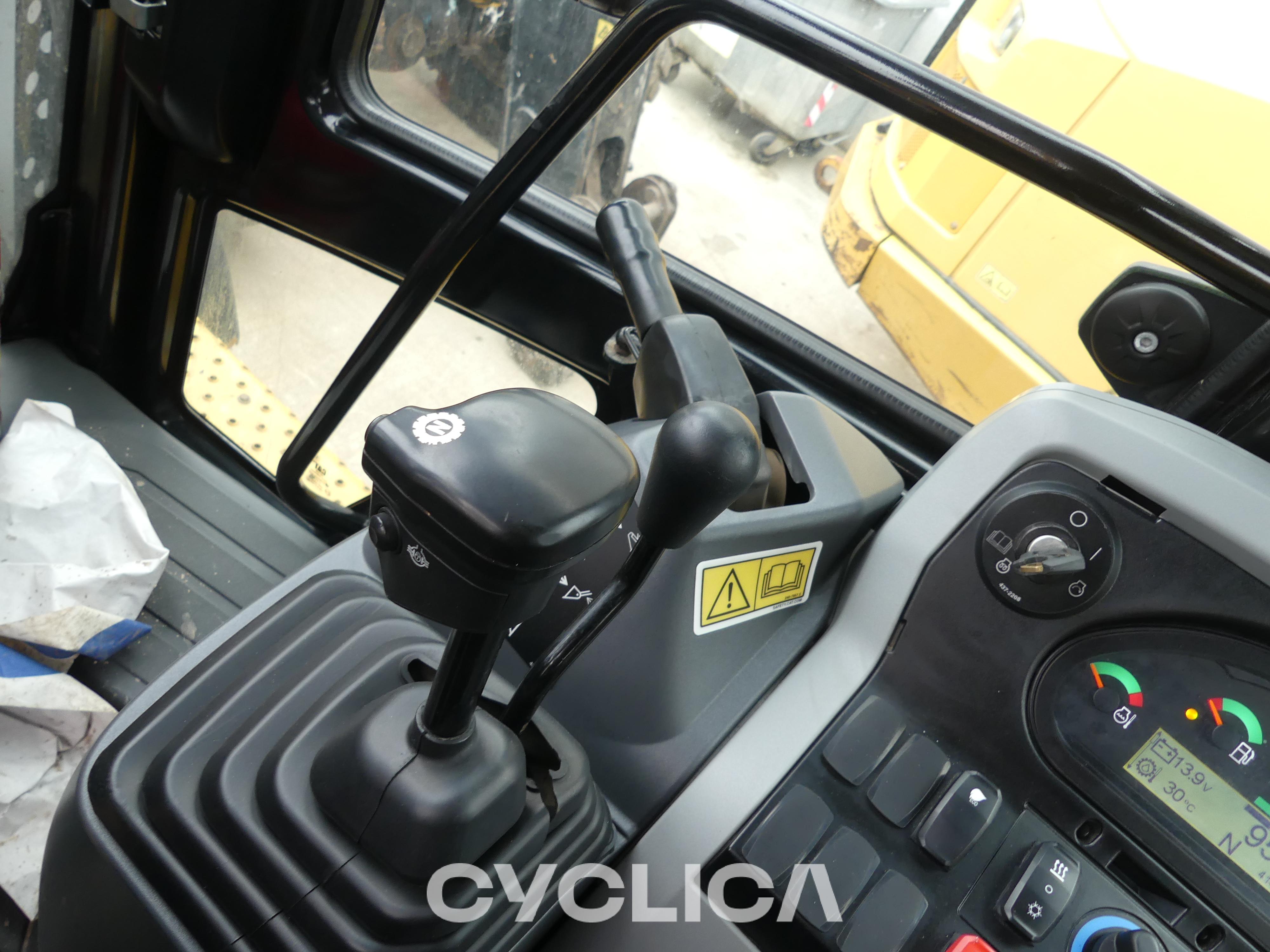 Backhoe loaders  434F2 HWR00321 - 7