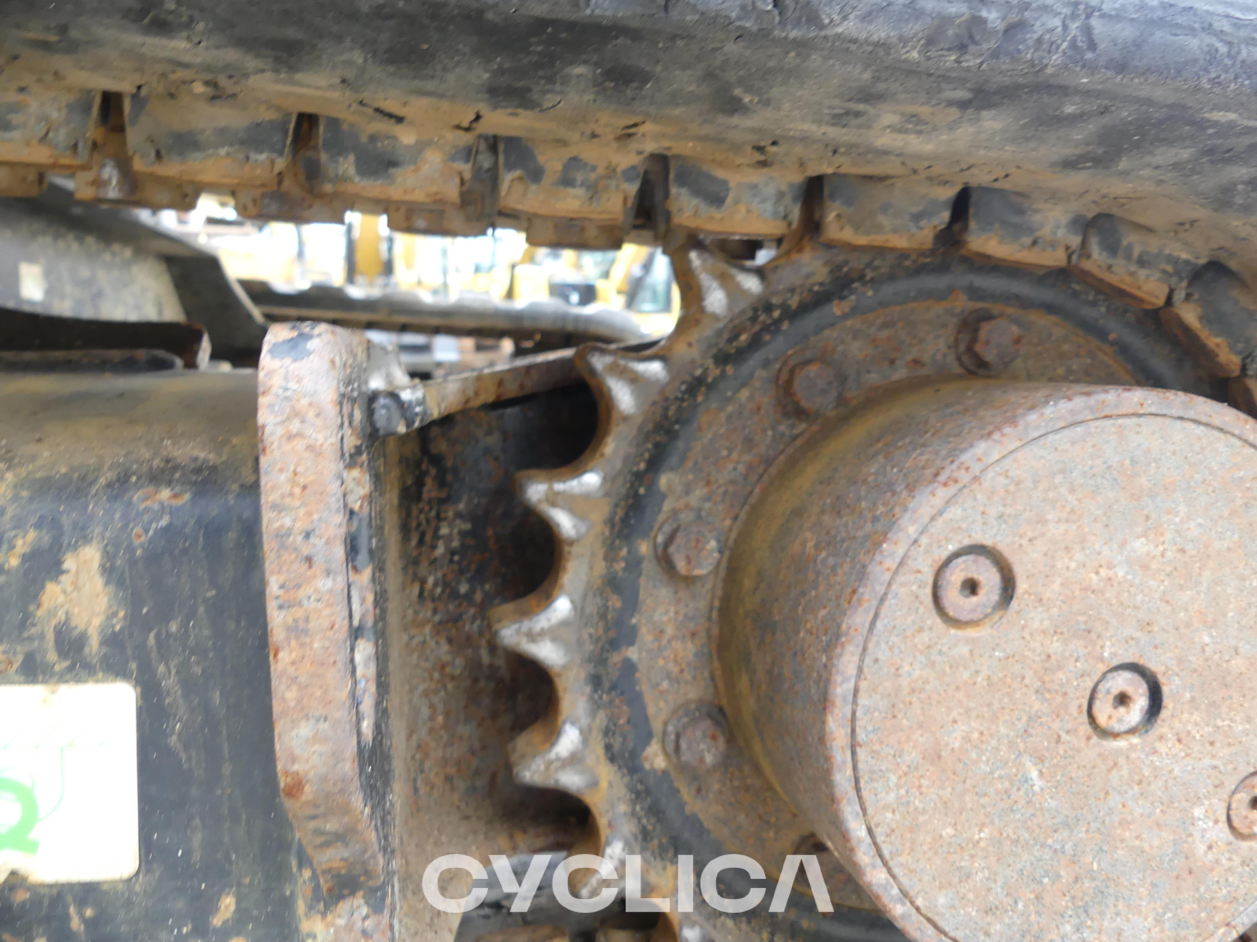 Eskavatorë me Zinxhirë  303E CR SGE00744 - 19