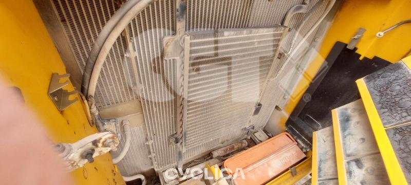 Eskavatorë me Zinxhirë  R964 28### - 8