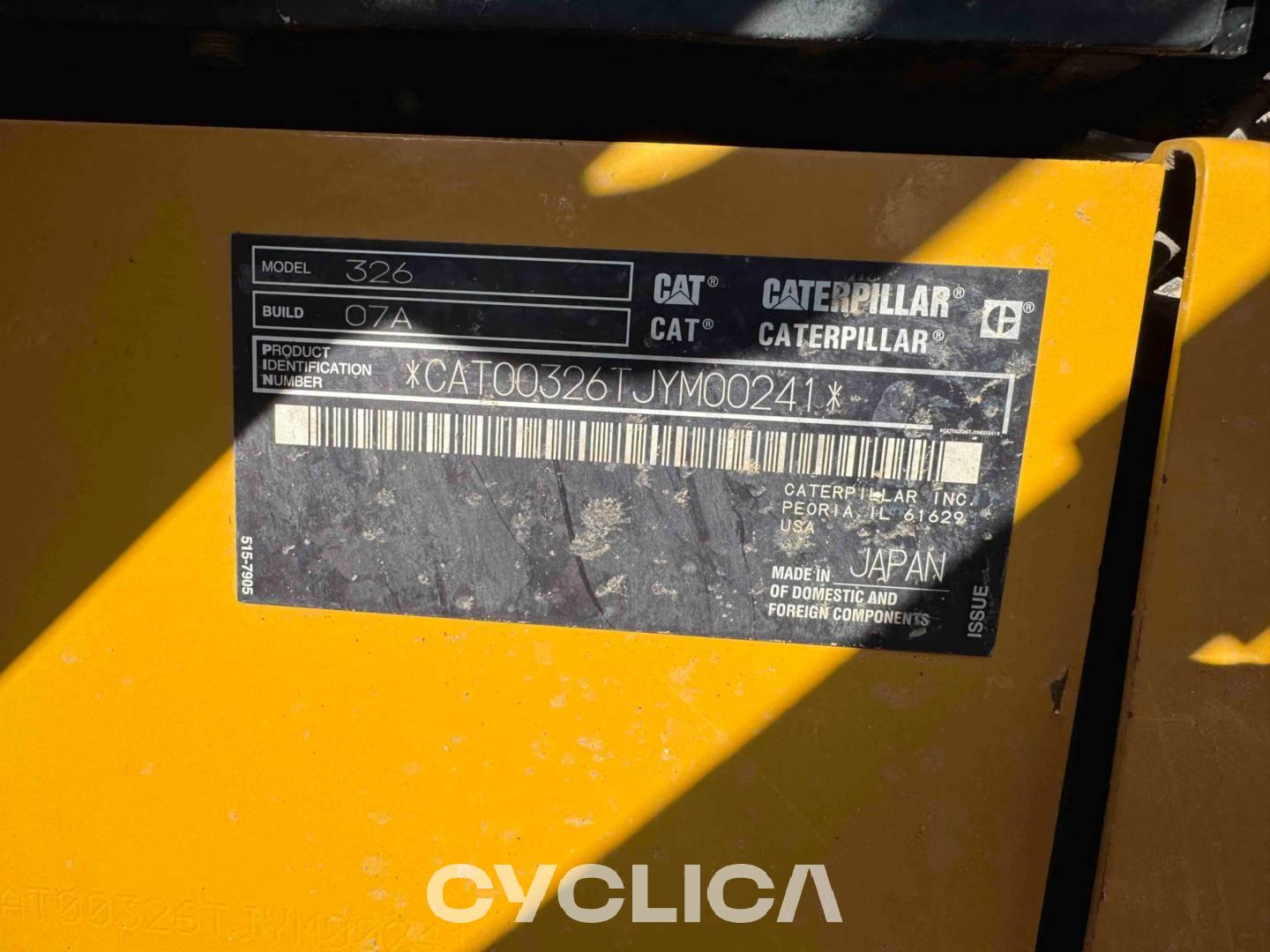 Crawler excavators  326-07 JYM00241 - 7