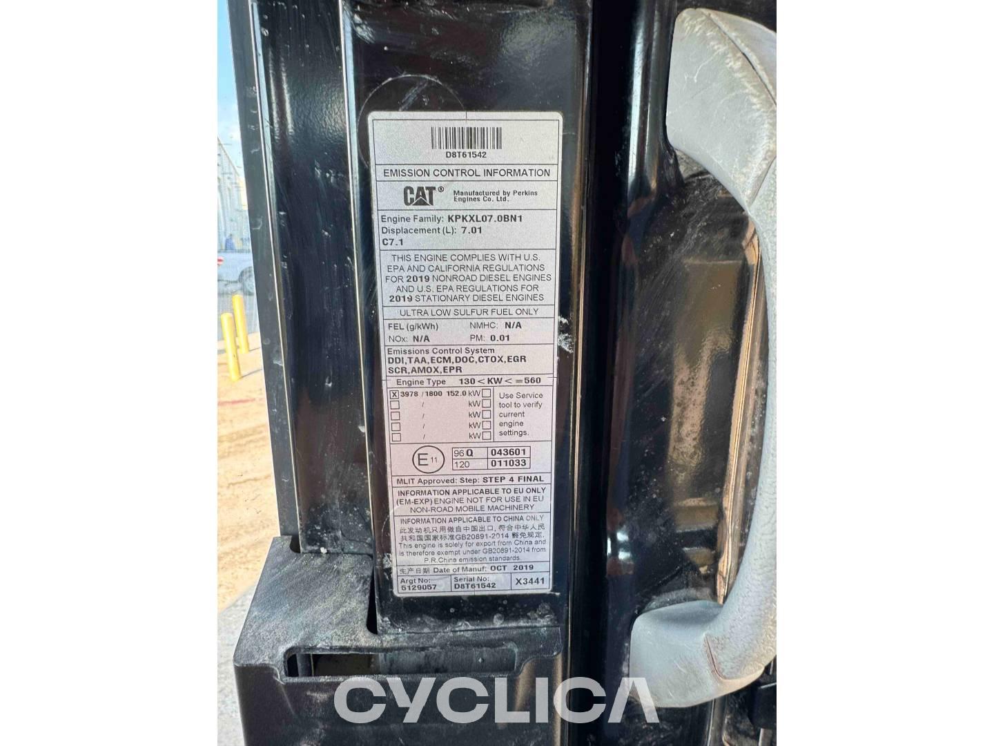 Crawler excavators  326-07 JYM00241 - 9