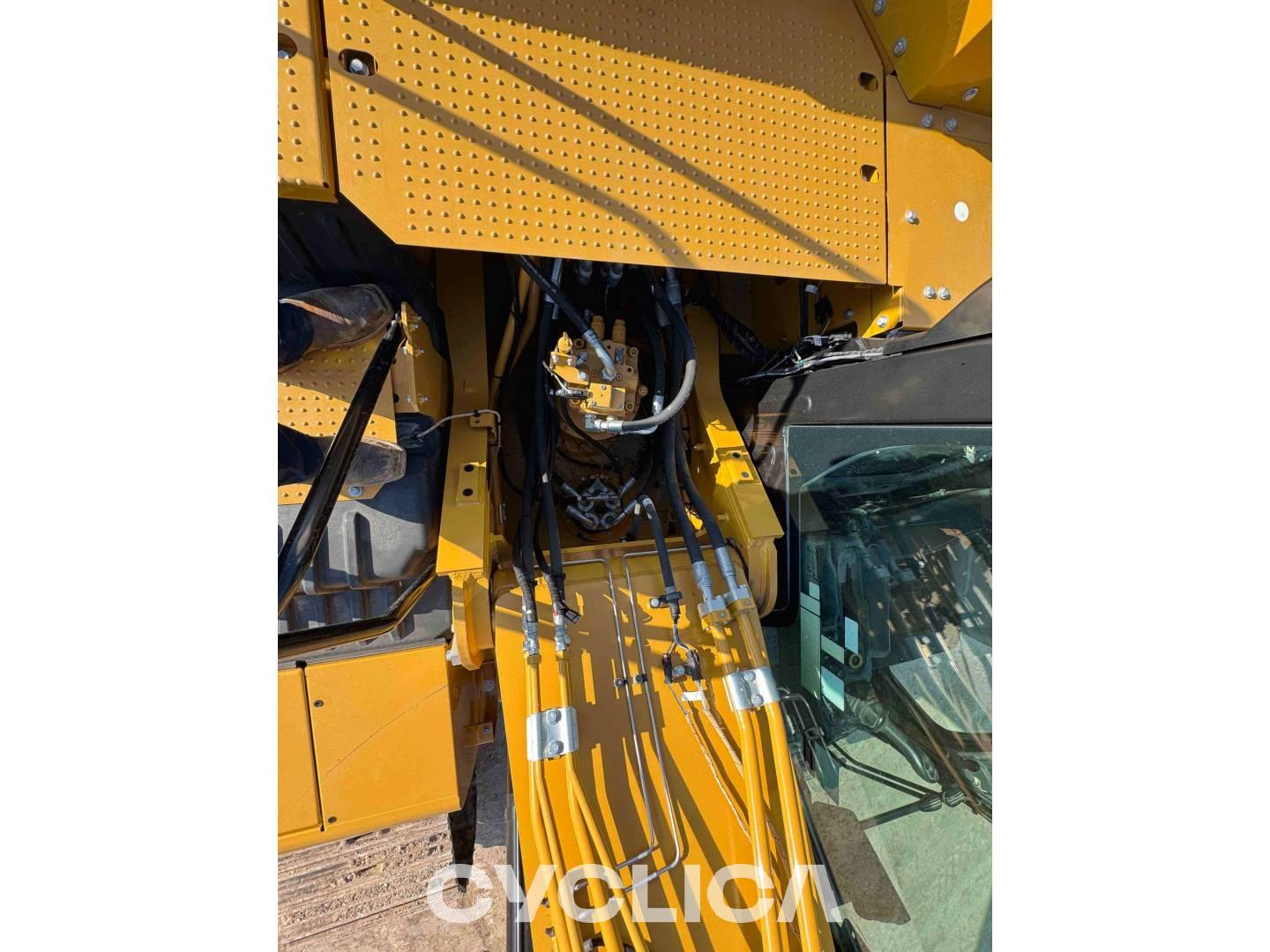 Crawler excavators  326-07 JYM00241 - 26