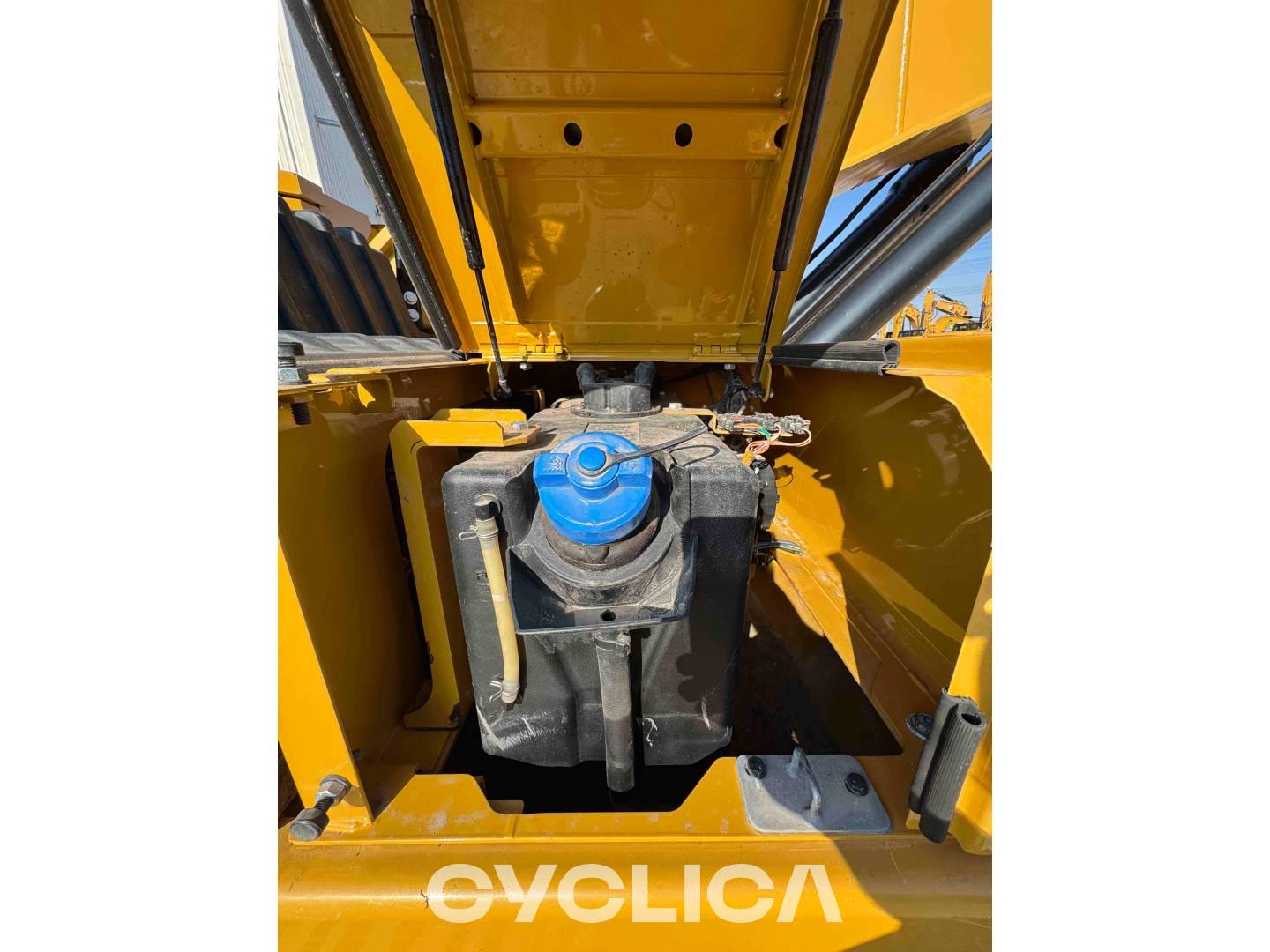 Crawler excavators  326-07 JYM00241 - 31