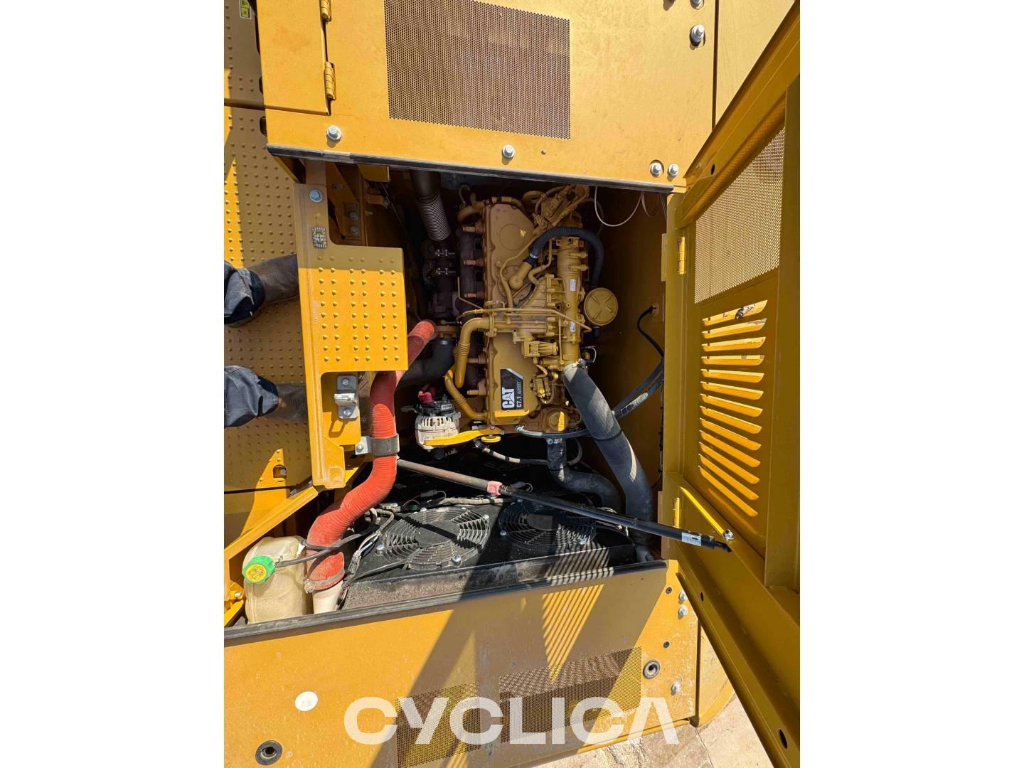 Crawler excavators  326-07 JYM00241 - 32