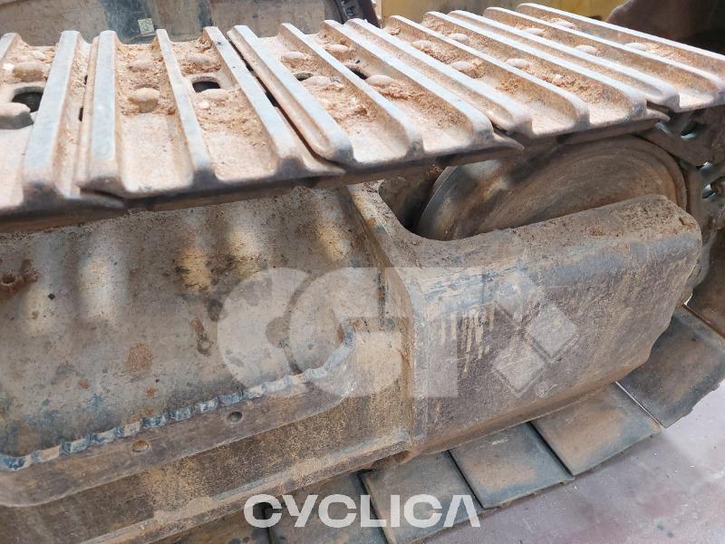 Eskavatorë me Zinxhirë  323F YEC10029 - 7