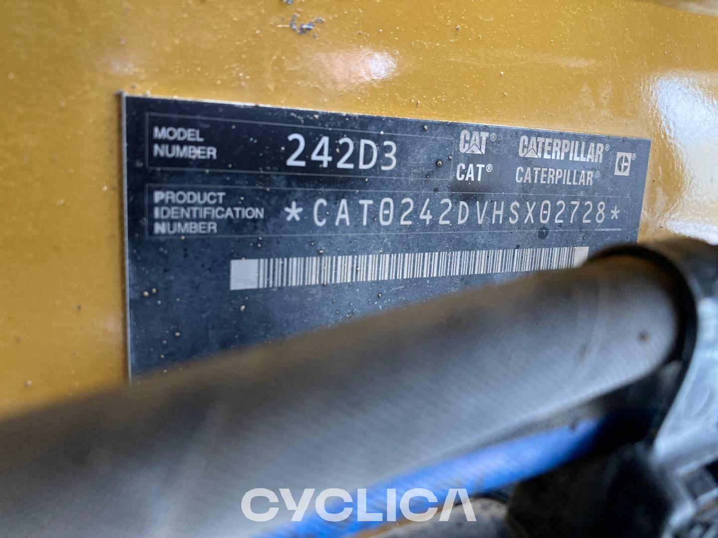Mini utovarivači  242D3 HSX02728 - 7