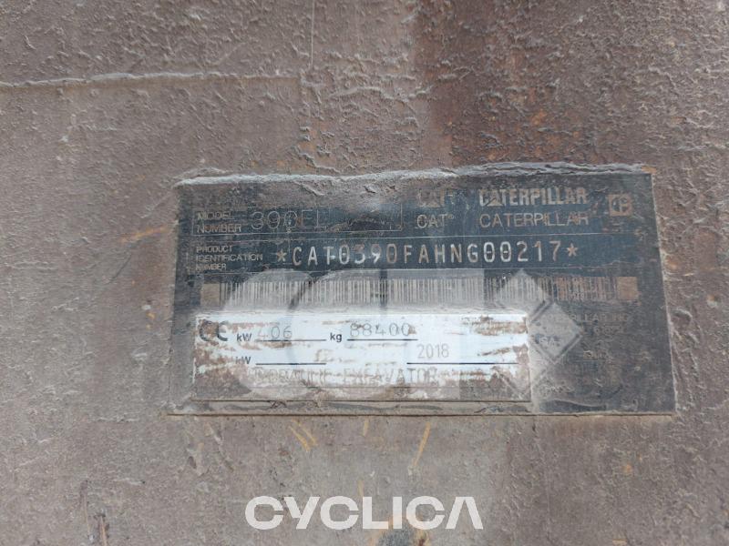 Eskavatorë me Zinxhirë  390F HNG00217 - 18