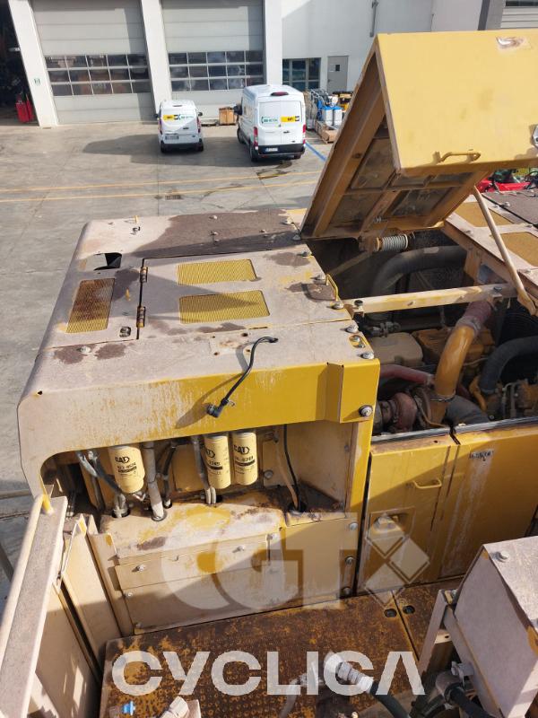 Eskavatorë me Zinxhirë  390F HNG00217 - 4