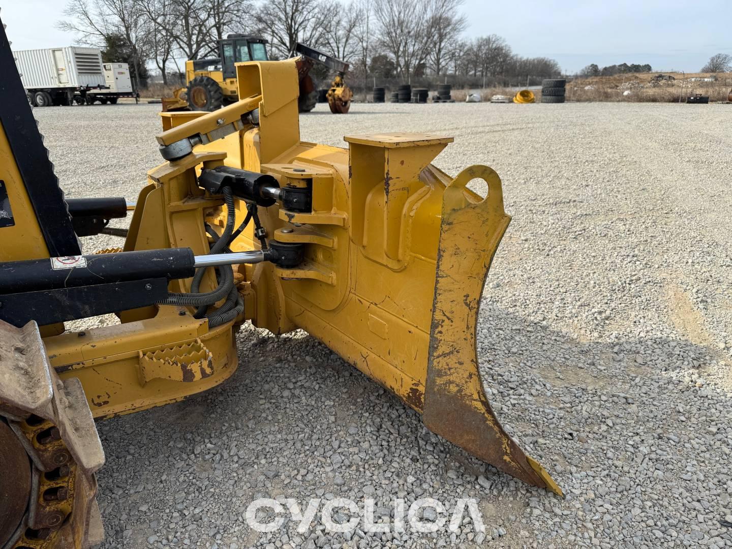 Buldožerji in traktorji goseničarji  D112 XKF00351 - 20