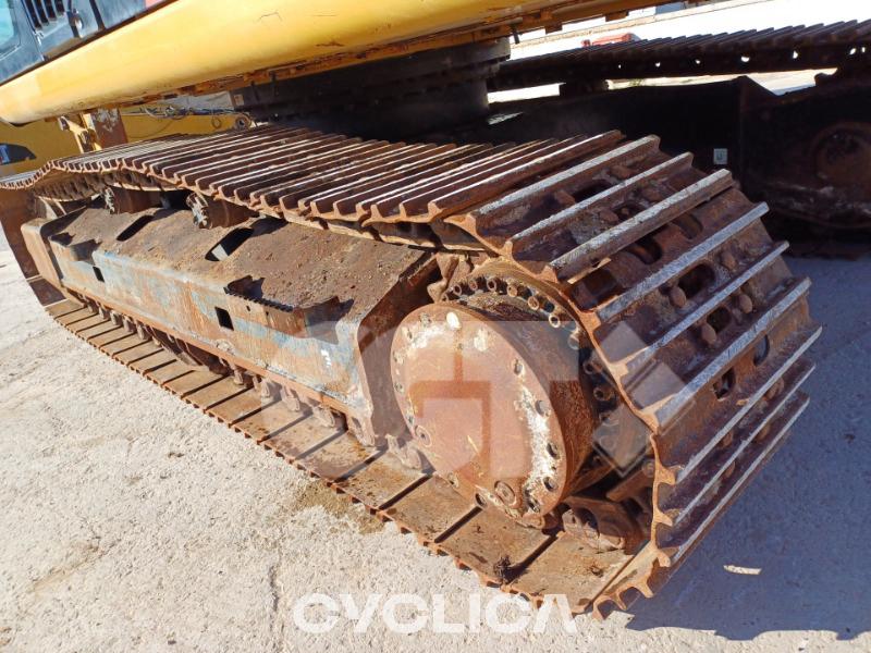 Crawler excavators  318F HCP10003 - 10
