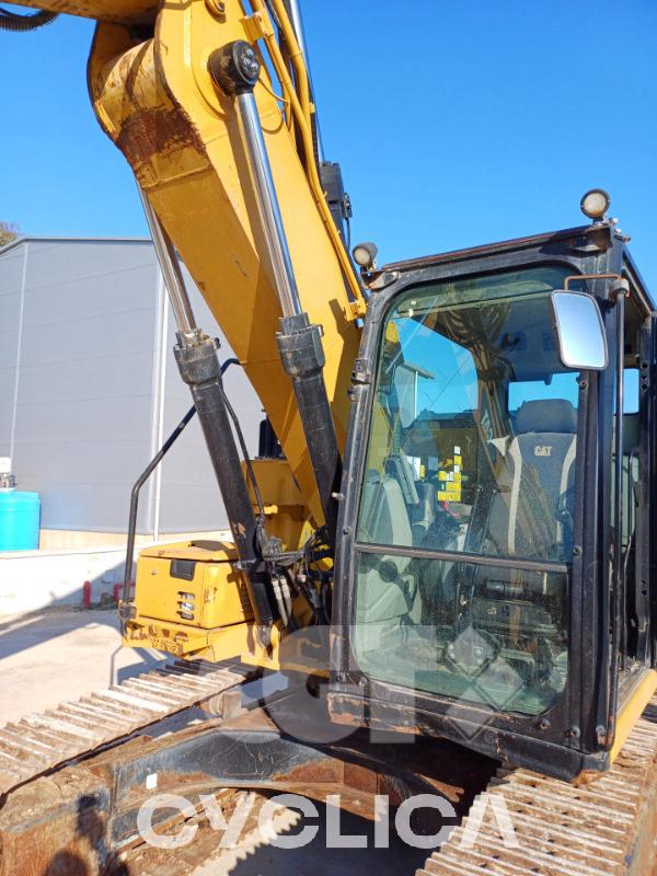 Crawler excavators  318F HCP10003 - 5
