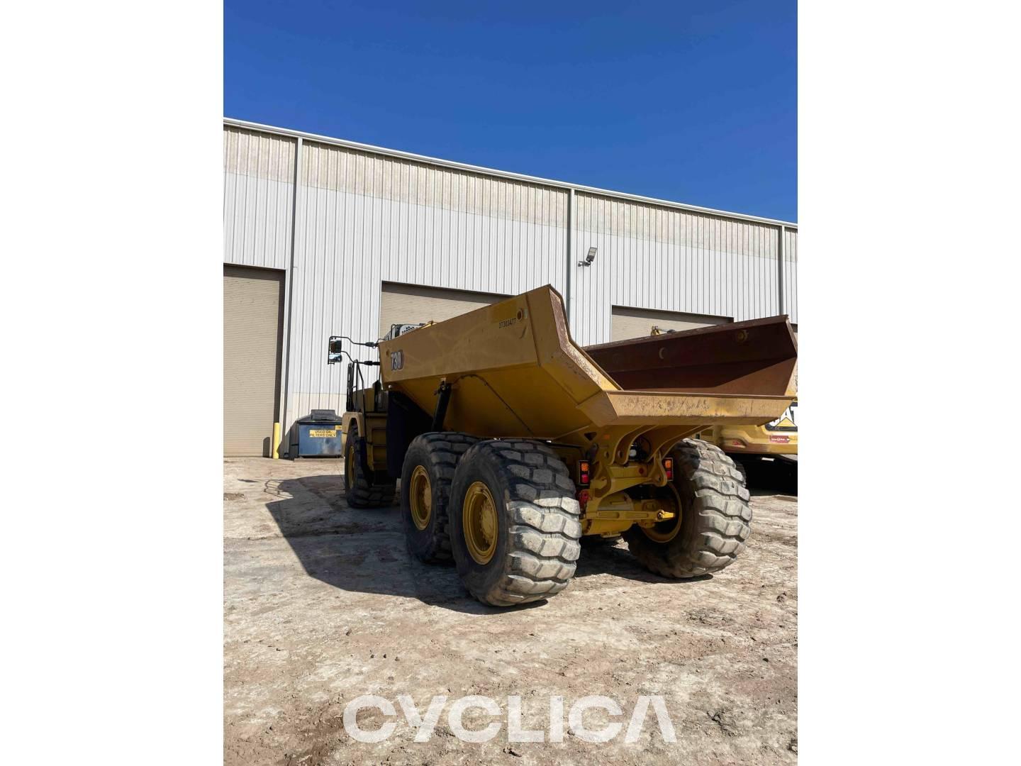 Dumpers and articulated trucks  730-04 3T303477 - 5
