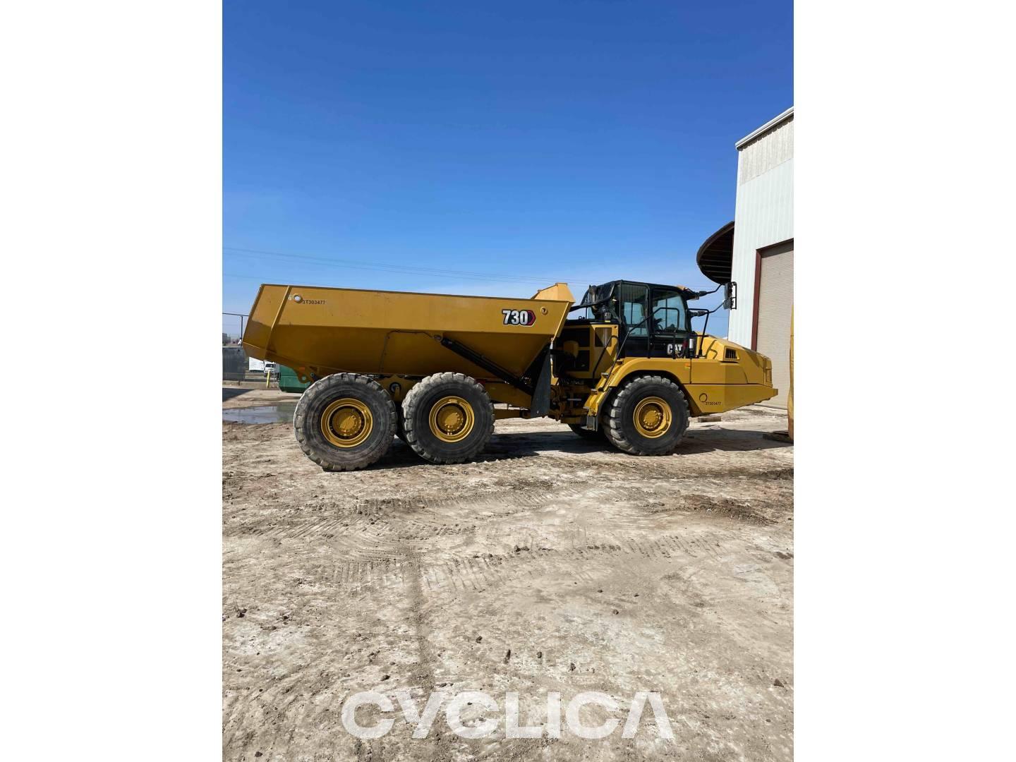 Dumpers and articulated trucks  730-04 3T303477 - 11