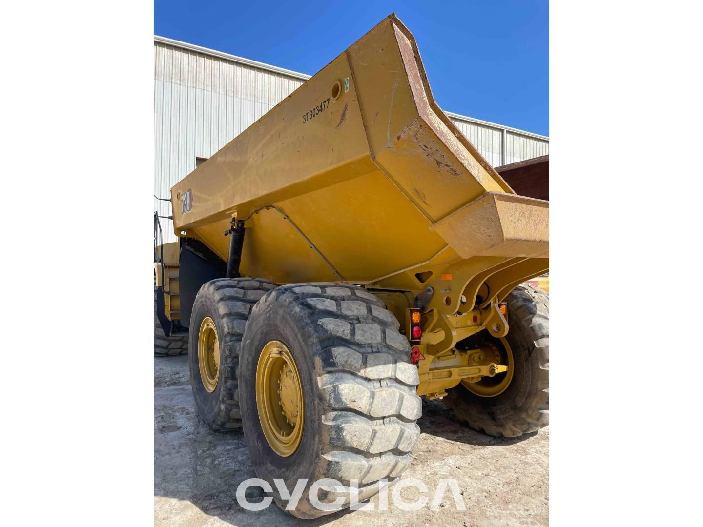 Dumpers and articulated trucks  730-04 3T303477 - 16