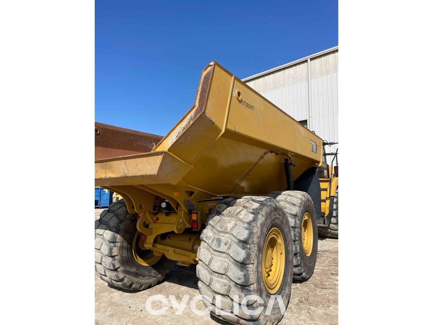 Dumpers and articulated trucks  730-04 3T303477 - 18