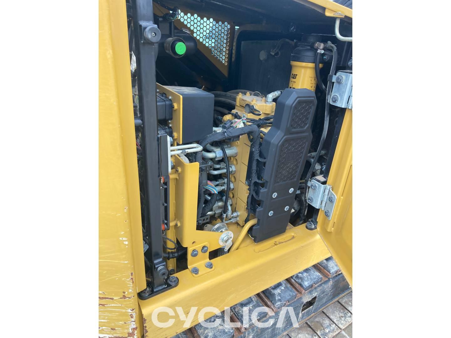 Eskavatorë me Zinxhirë  308-07CR GG803123 - 13
