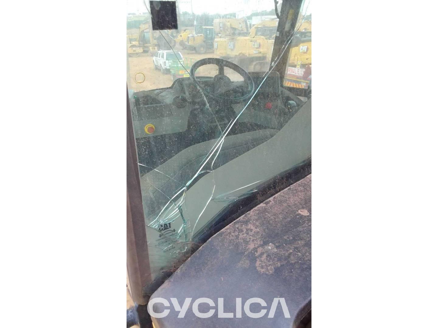 Damperi i zglobni kamioni  745 3F601418 - 17