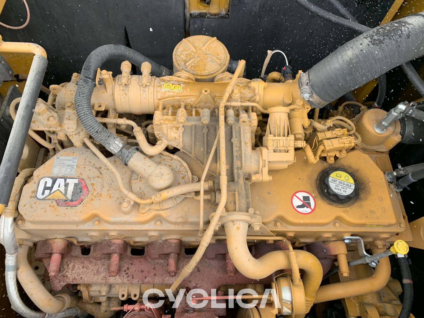 Eskavatorë me Zinxhirë  336-08B SYL10204 - 7
