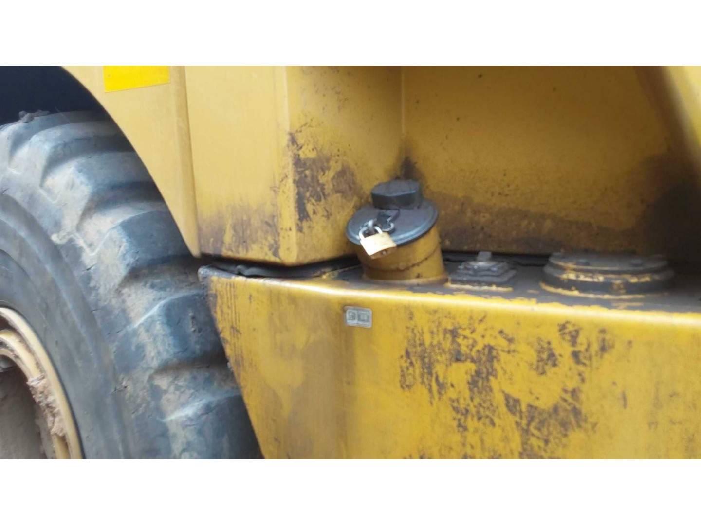 Dumpers y camiones articulados  745 3F605638 - 9