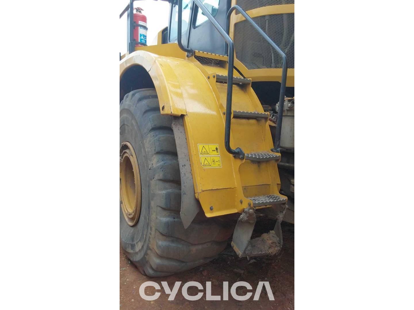 Dumpers y camiones articulados  745 3F605638 - 11