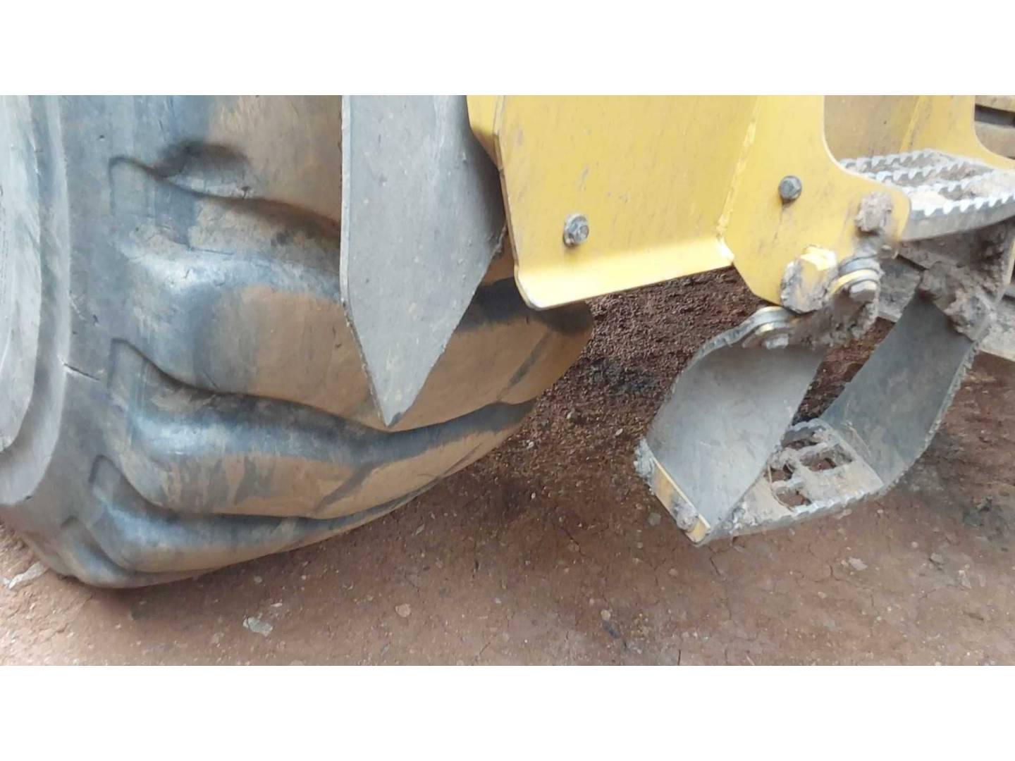 Dumpers y camiones articulados  745 3F605636 - 8