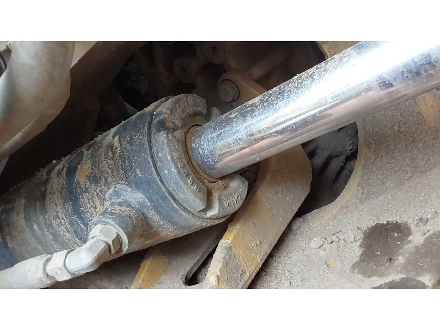 Dumpers y camiones articulados  745 3F605636 - 14