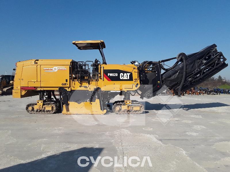 Tlakovanje  PM620 JB900117 - 2