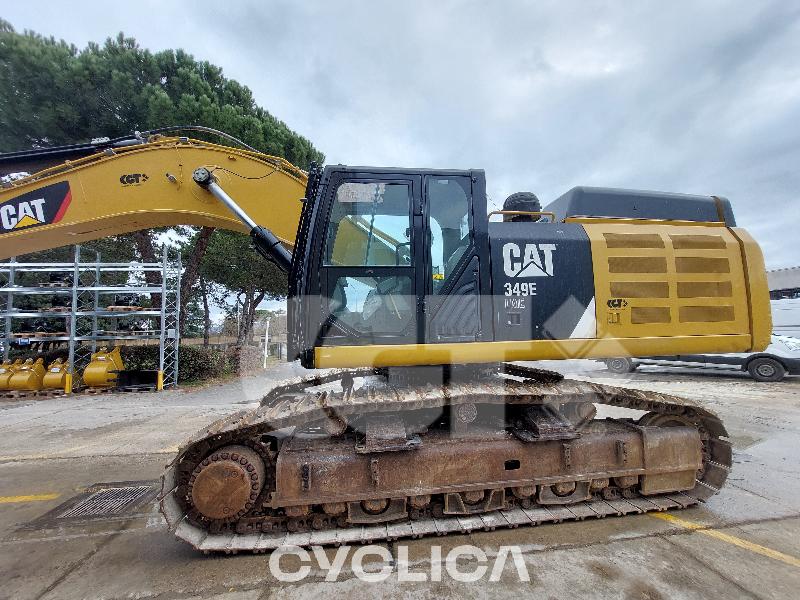 Eskavatorë me Zinxhirë  349E KFX00241 - 1