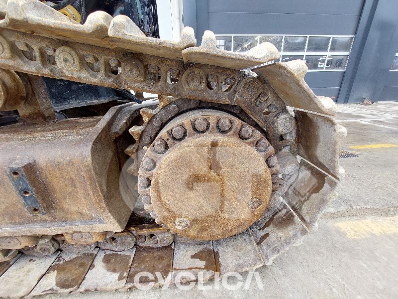 Eskavatorë me Zinxhirë  349E KFX00241 - 4