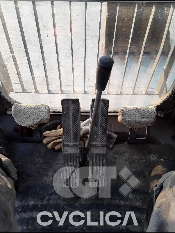 Eskavatorë me Zinxhirë  R922 041762 - 21