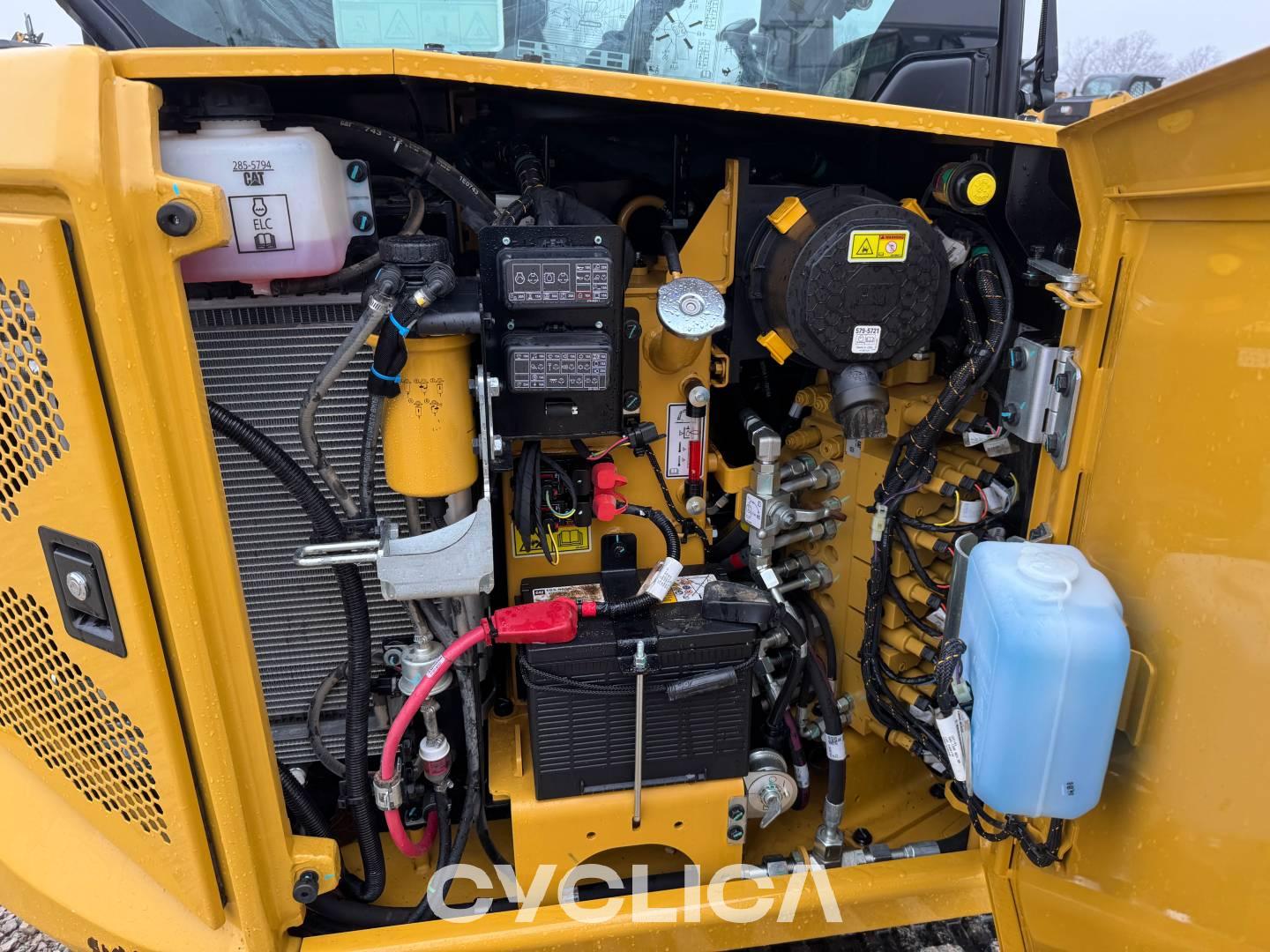 Crawler excavators  304-07 AN403608 - 15