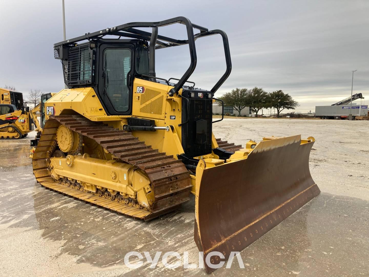 Bulldozers and crawler tractors  D5-17VP Z6A02153 - 3