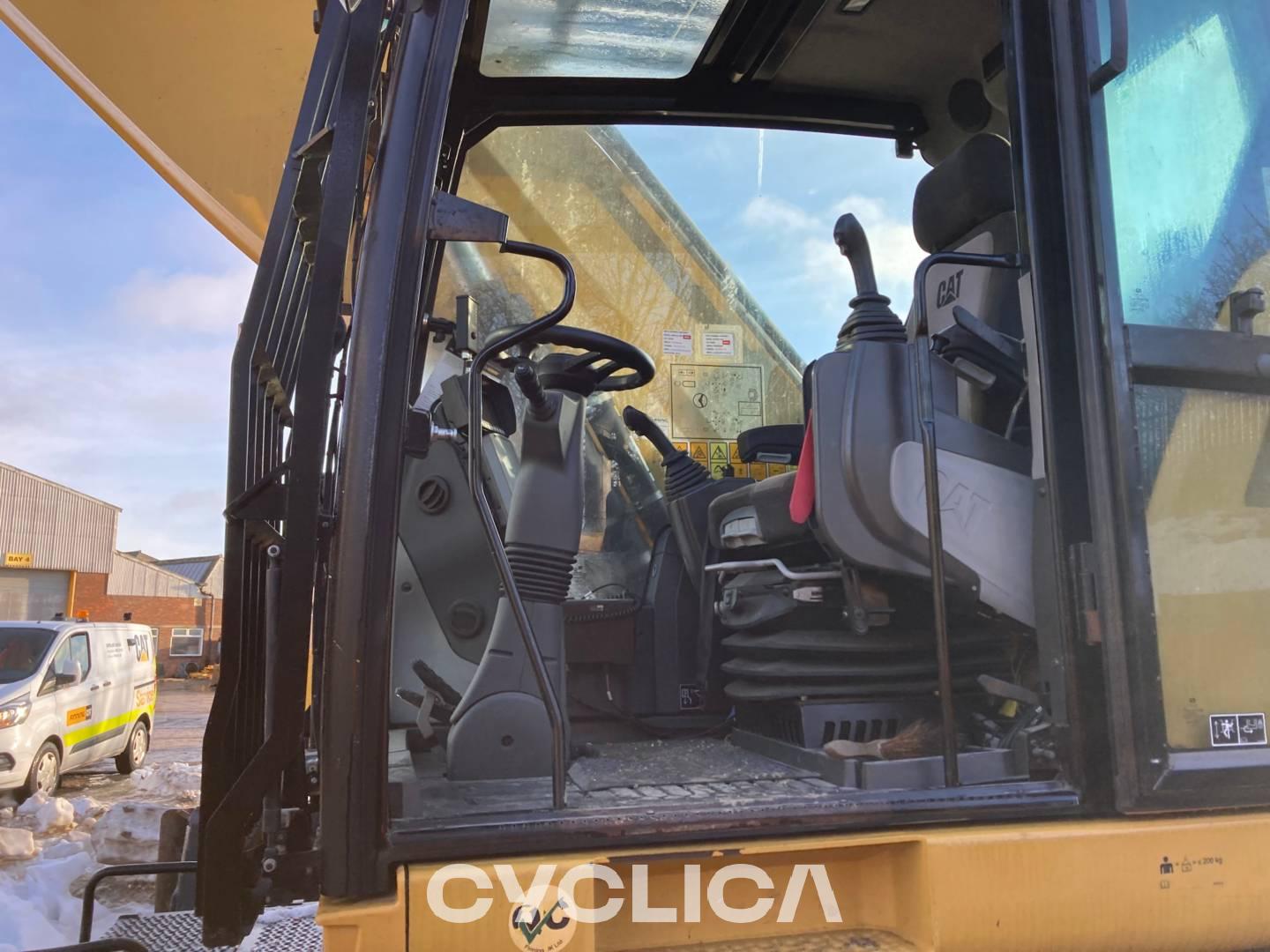 Ekskavatorë me rrota  MH3022-06 FB302566 - 12
