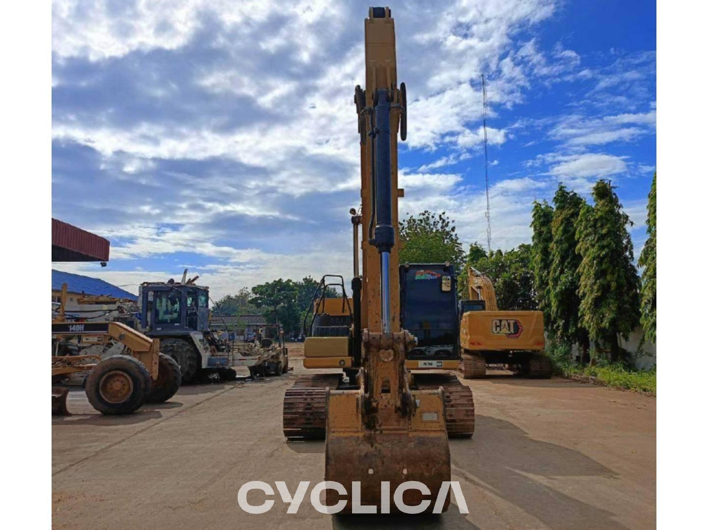 Eskavatorë me Zinxhirë  320-07GC DKJ22267 - 1