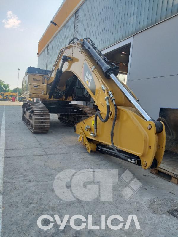 Eskavatorë me Zinxhirë  352F NDC80239 - 6