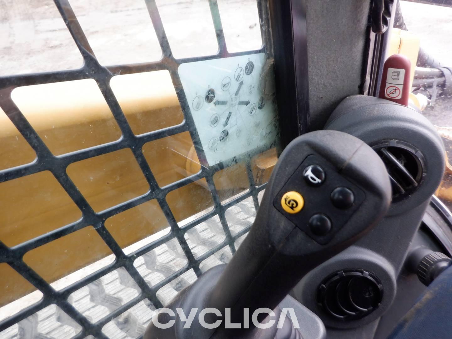 Skid steers  299D3XE BX905230 - 15