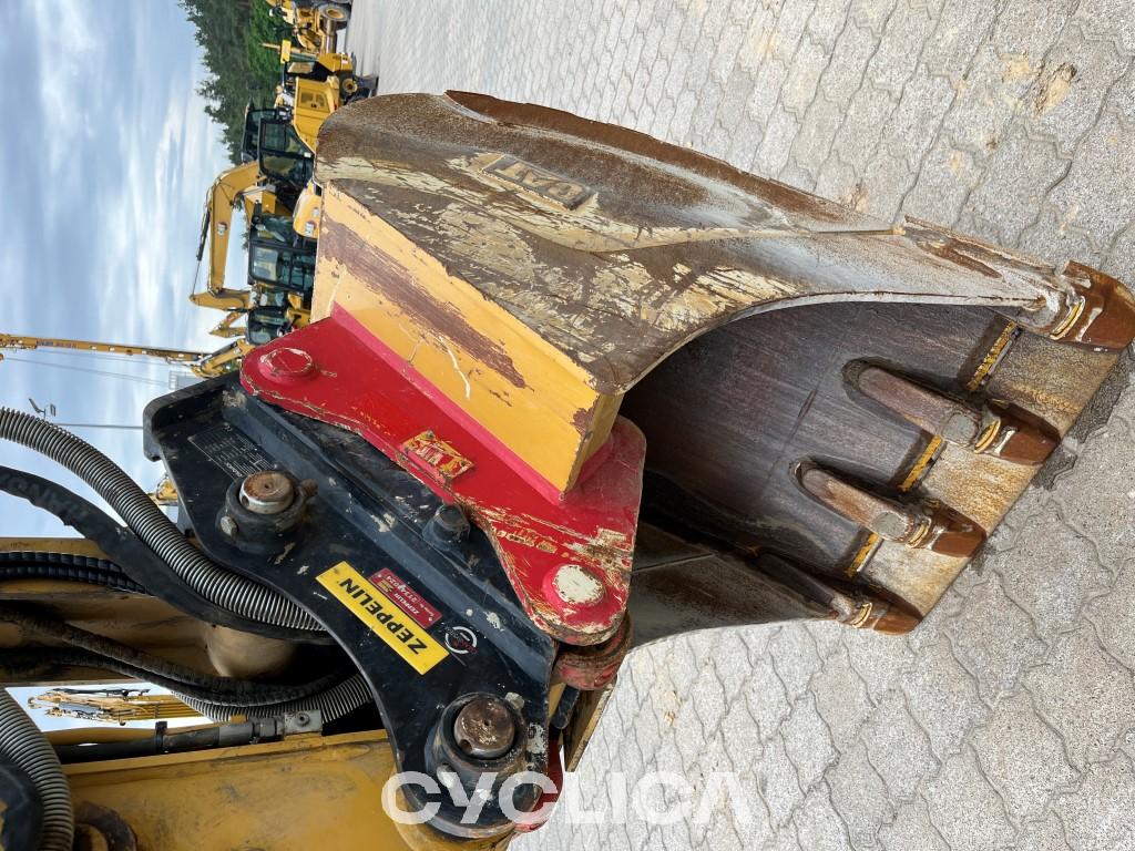 Eskavatorë me Zinxhirë  313GC NFZ00397 - 8