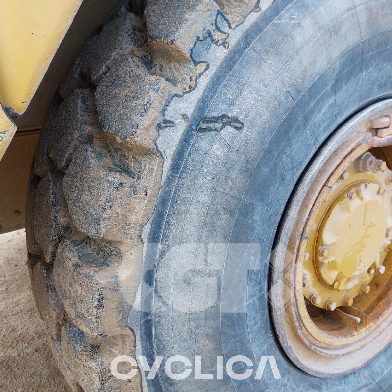 Dumpera dhe kamionë të artikuluar  730 AGF01### - 7