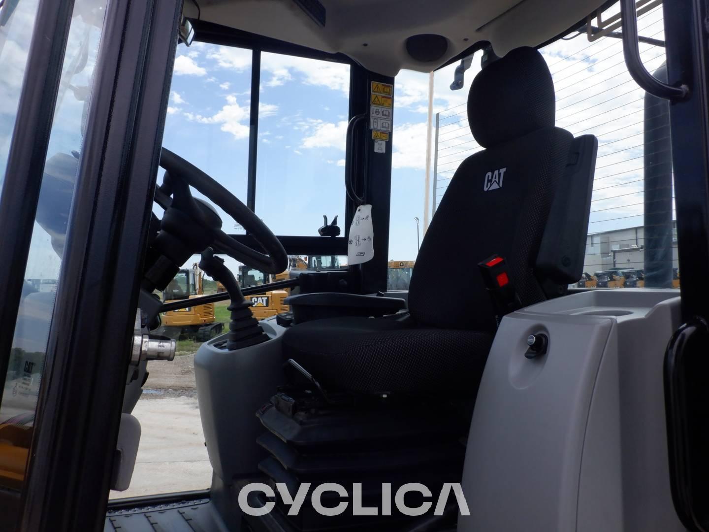 Wheel loaders  908M H8805217 - 24