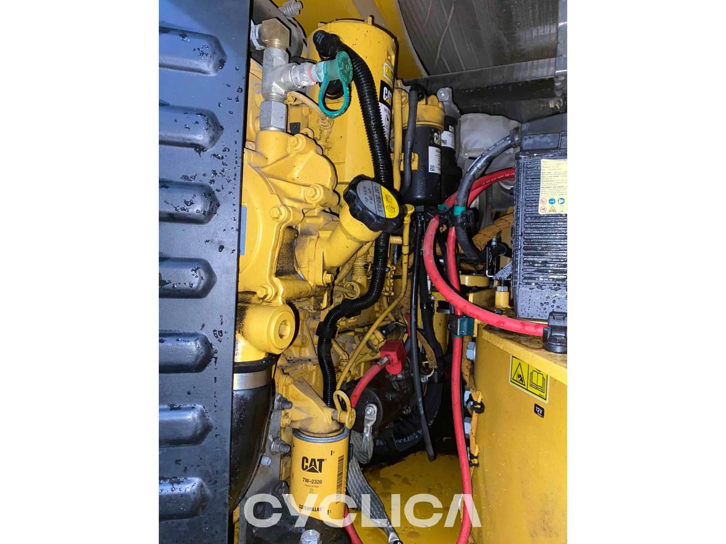 Kompaktorët  CB15 M9401030 - 7